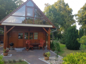 Blockhaus Canow mit Fahrrädern, Wustrow